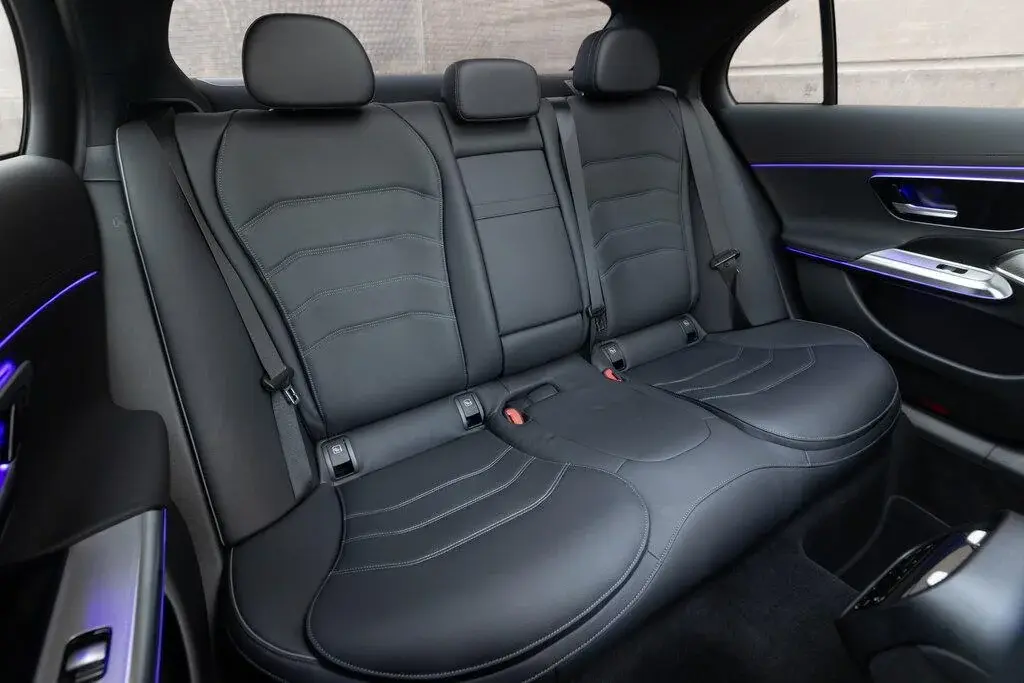 Mercedes-Benz Class E 2024 - Photo 2