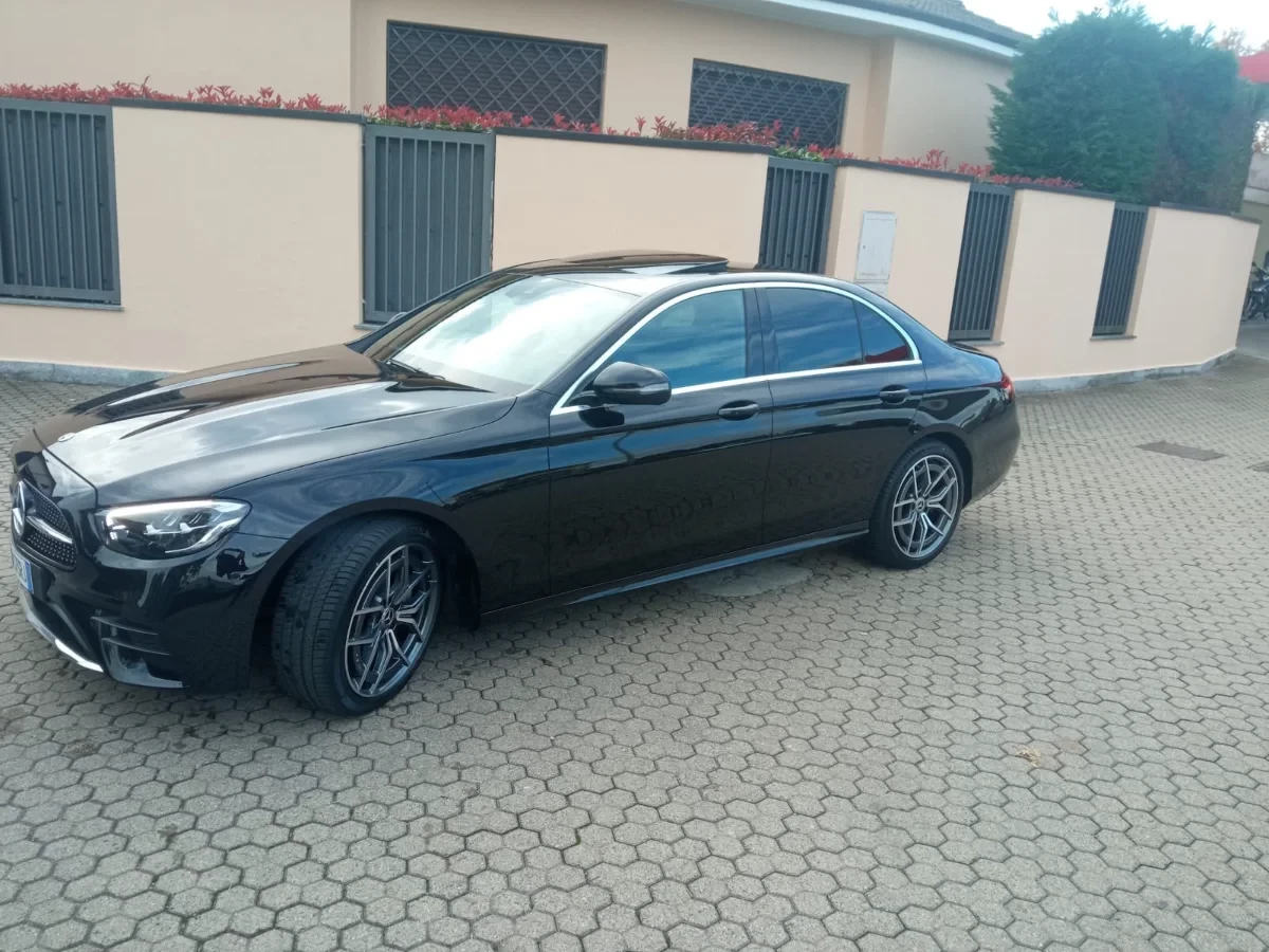 Mercedes-Benz Class E 2025 - Photo 3