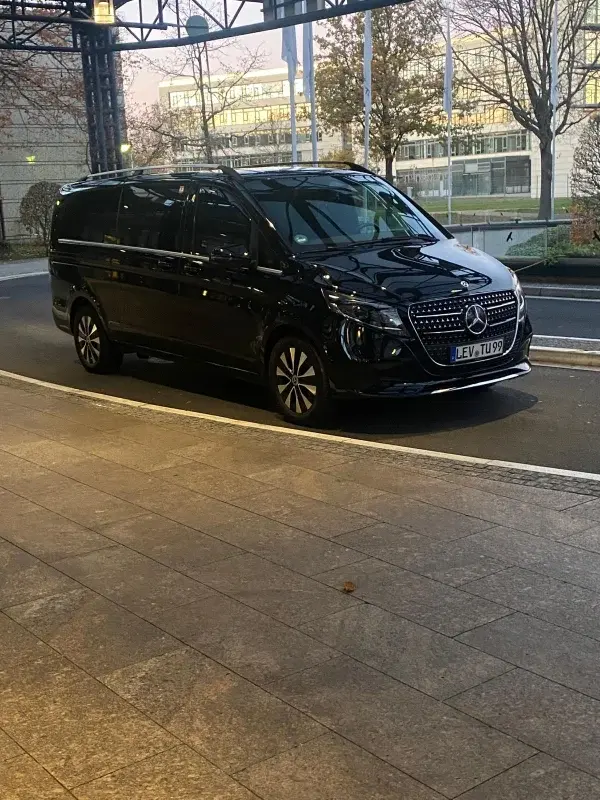 Mercedes-Benz Classe V 2025 - Photo 3