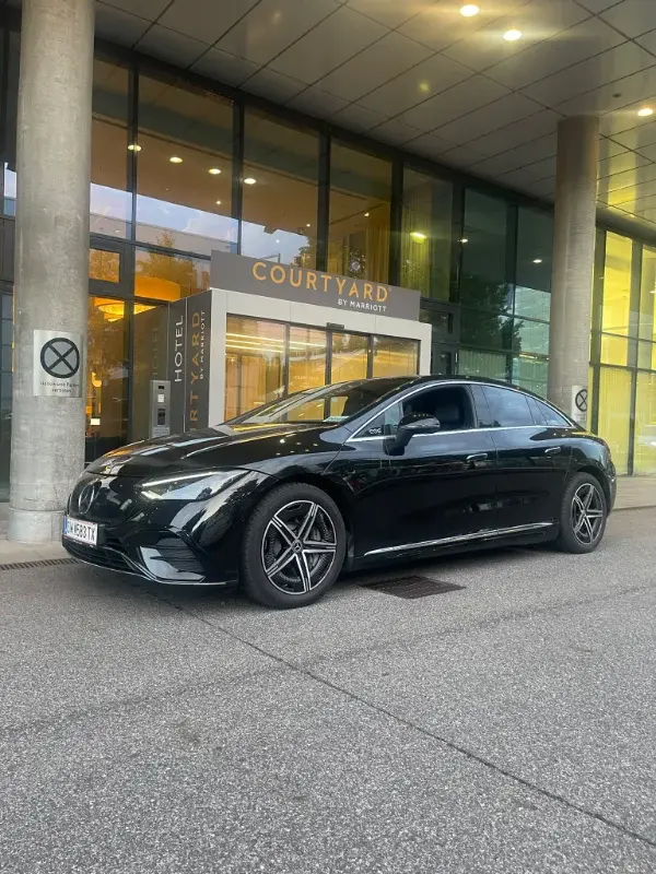 Mercedes-Benz EQS 2024