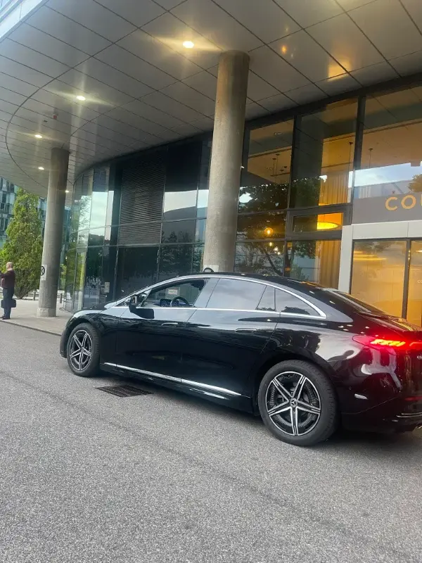 Mercedes-Benz EQS 2024 - Photo 3