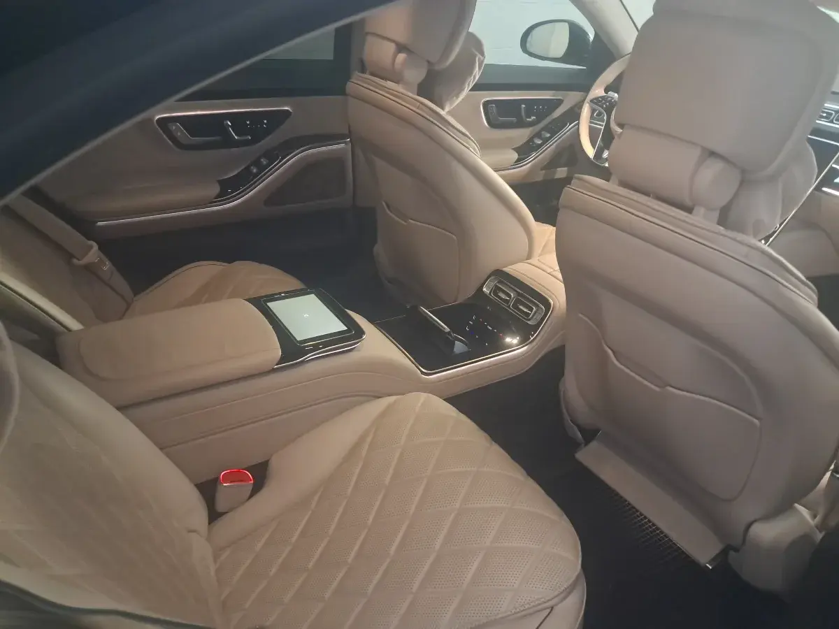 Mercedes-Benz S Class 2024 - Photo 3