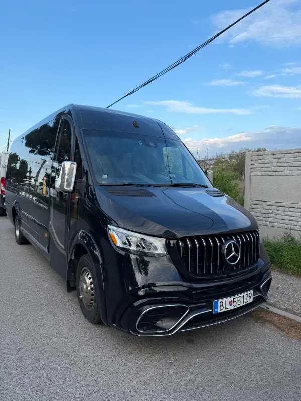 Mercedes-Benz Sprinter 2025