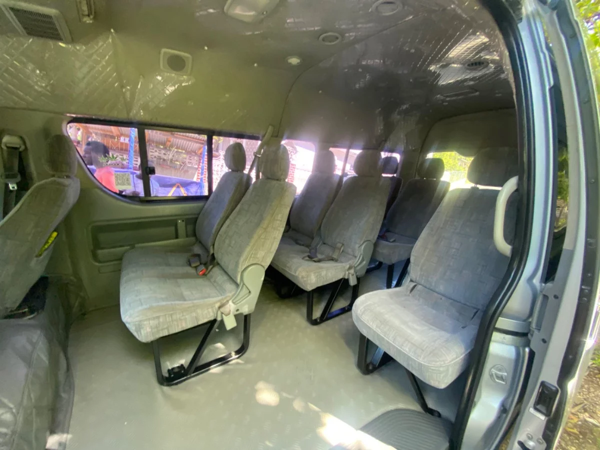 Toyota Hiace 2016