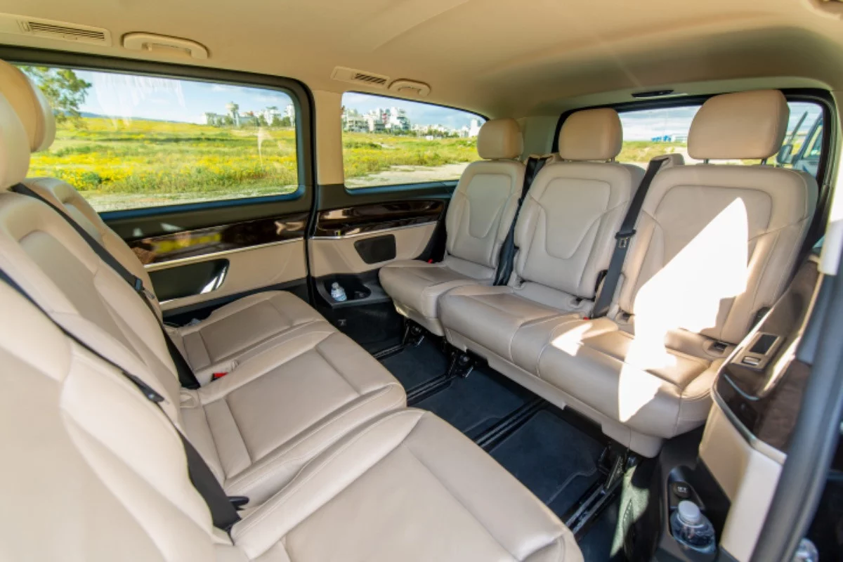 Mercedes-Benz V Class 2019 - Photo 2