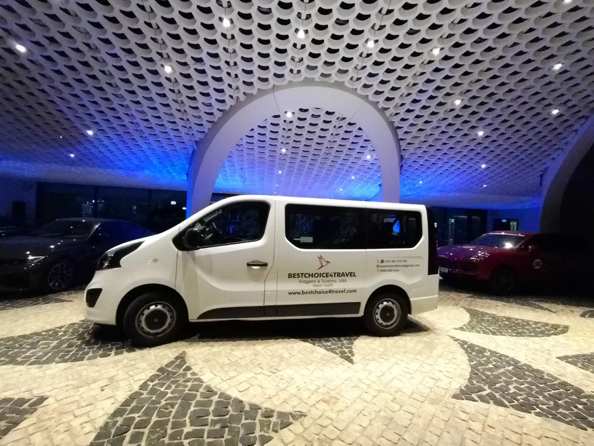 Opel Vivaro 2018 - Photo 2