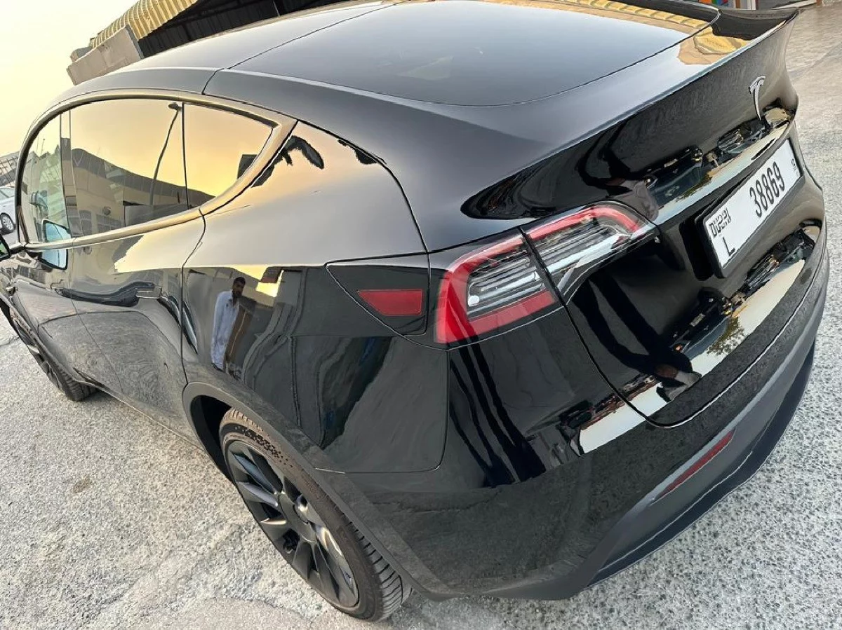 Tesla Y 2023 2023