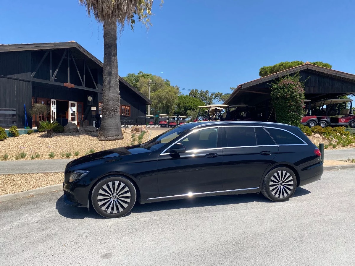Mercedes-Benz E Class 2019 - Photo 3