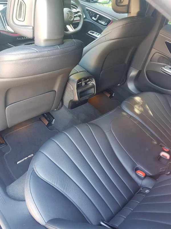 Mercedes-Benz E Class 2024 - Photo 2