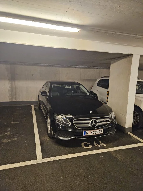 Mercedes-Benz E Class 2019 - Photo 3