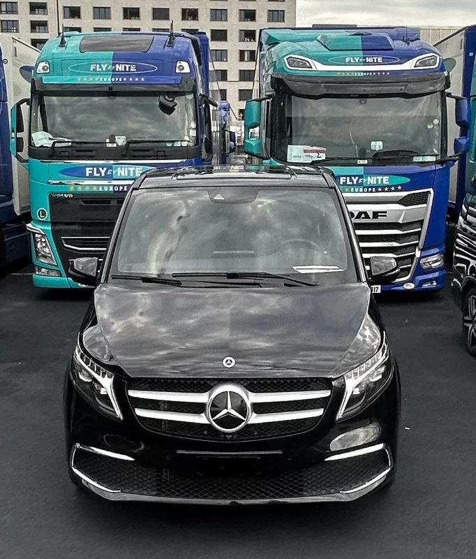 Mercedes-Benz V-class 2023