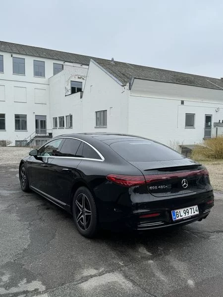Mercedes-Benz EQS 2022 - Photo 3
