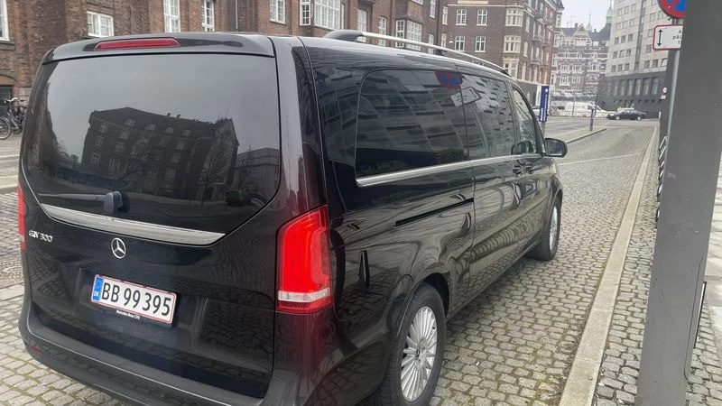 Mercedes-Benz EQV 2022 - Photo 3