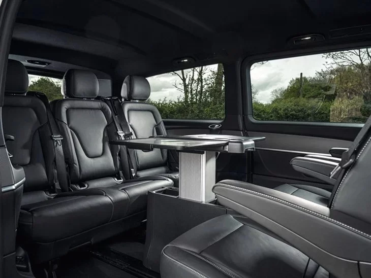 Mercedes-Benz V Class (8 seater) 2024 - Photo 3