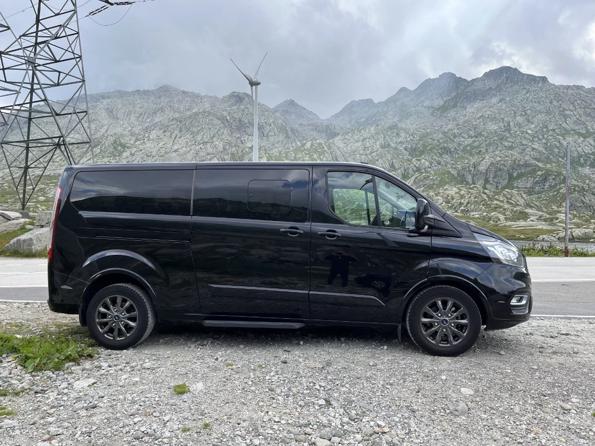 Ford Tourneo Custom 2022 - Photo 2