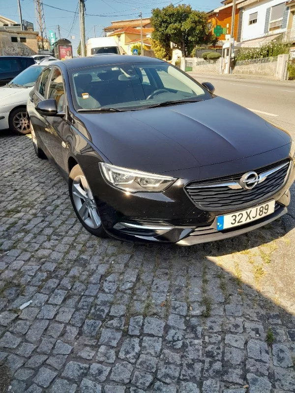 Opel INSIGNIA 2019