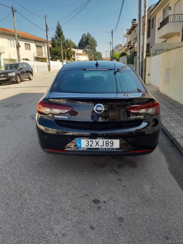 Opel INSIGNIA 2019 - Photo 4