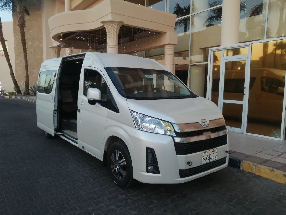 Toyota Hiace 2021