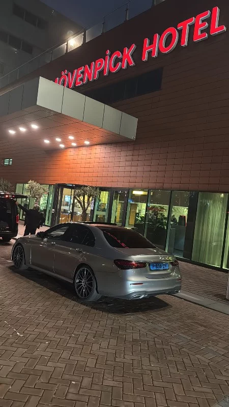 Mercedes-Benz E Klasse 2021 - Photo 3