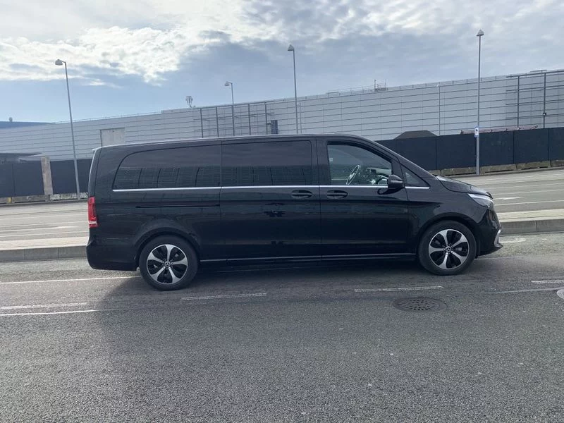 Mercedes-Benz EQV 2023