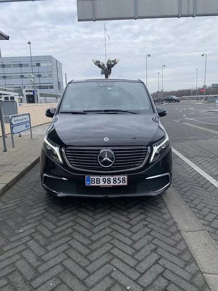 Mercedes-Benz EQV 2023 - Photo 3