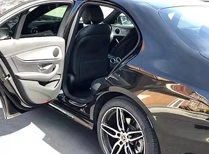 Mercedes-Benz E Class 2022 - Photo 3