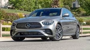 Mercedes-Benz E Class 2022 - Photo 2