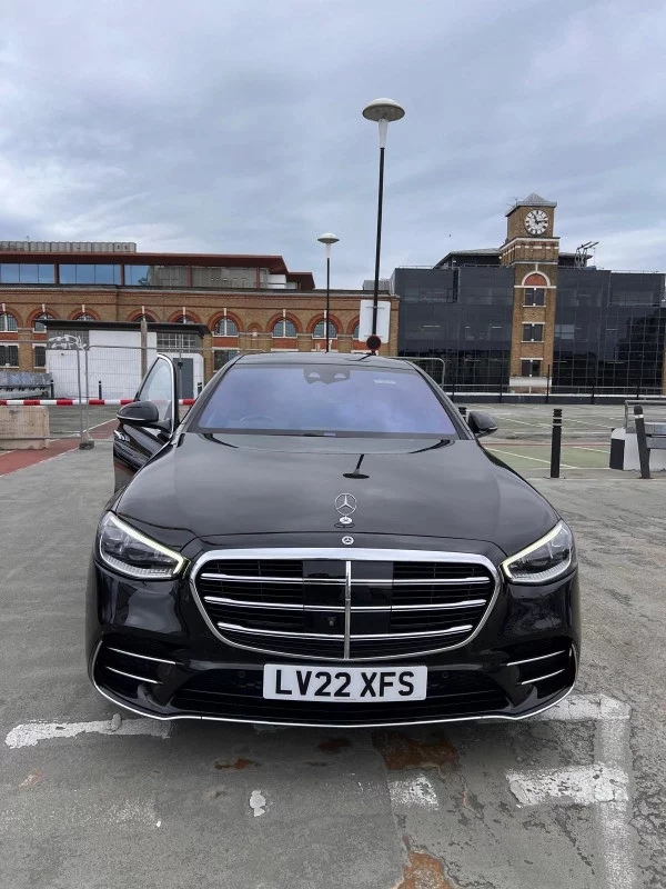 Mercedes-Benz S Class - S220 2023 - Photo 3