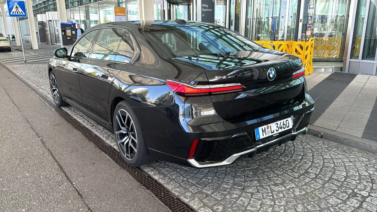 BMW 7 Series 2023 - Photo 3