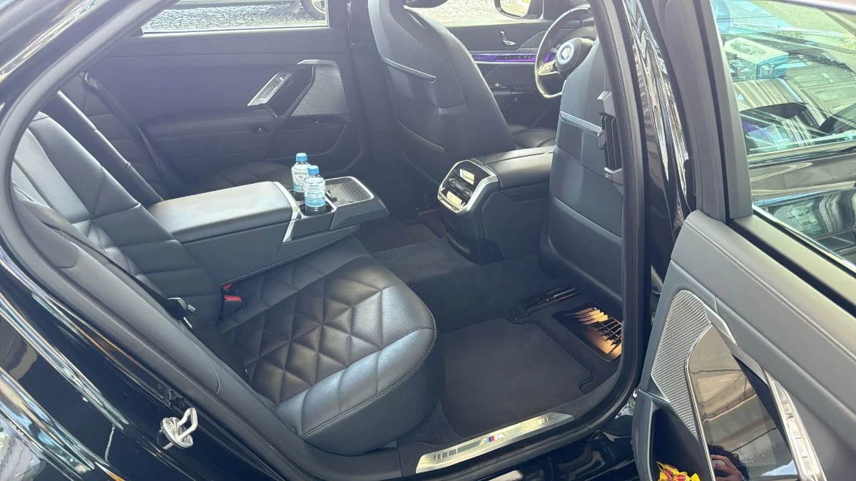 BMW 7 Series 2023 - Photo 4