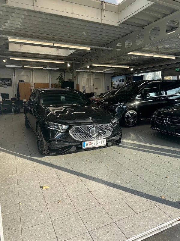 Mercedes-Benz E220 2024
