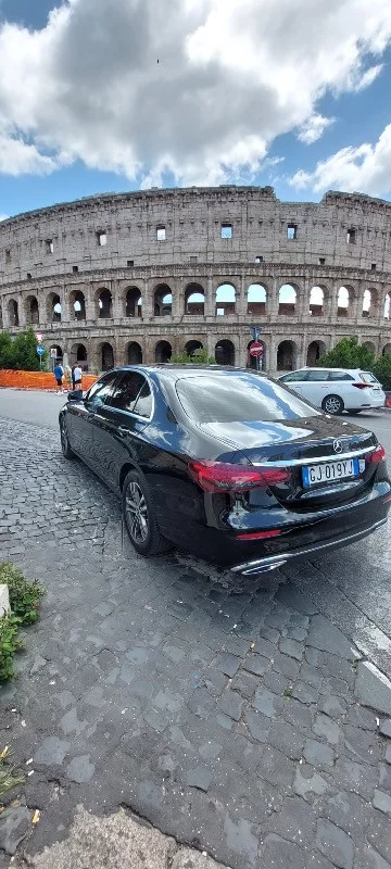 Mercedes-Benz E Class 2022 - Photo 3