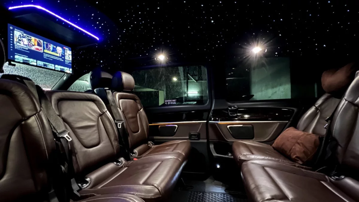 Mercedes-Benz V Class VIP 2021 - Photo 3