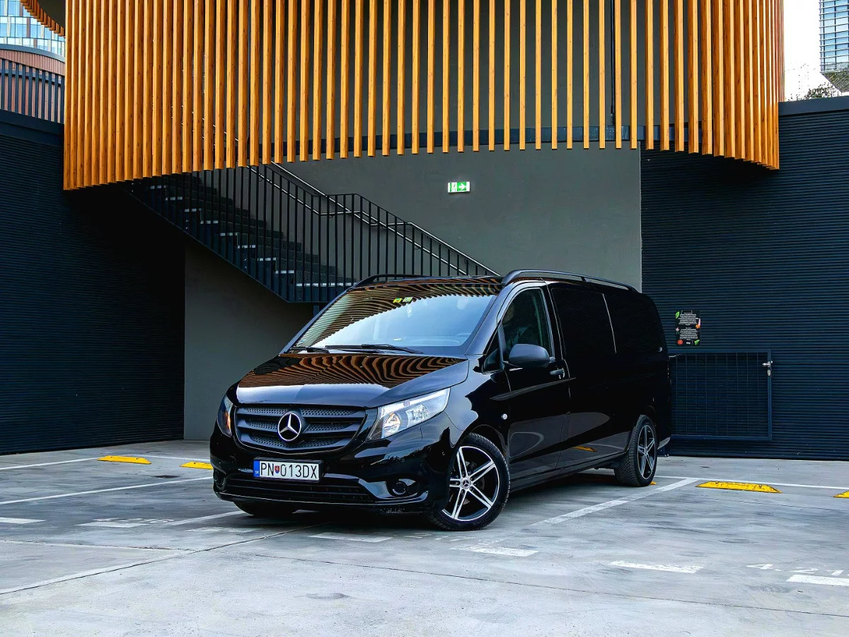 Mercedes-Benz Vito tourer 8+1 2020