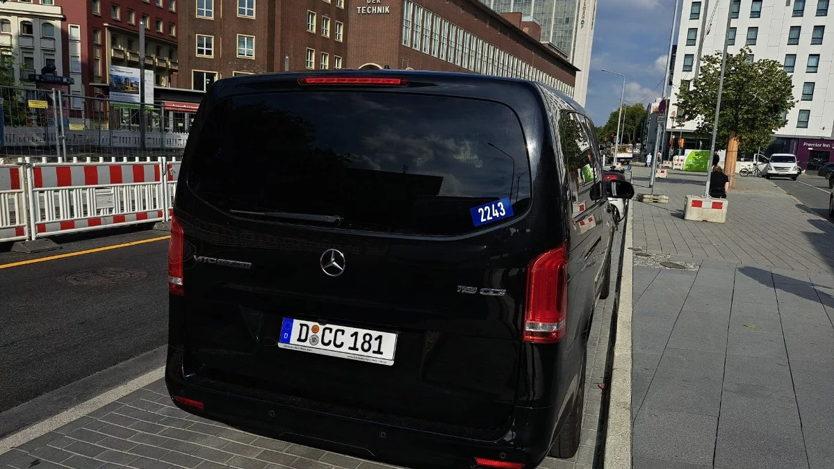 Mercedes-Benz Vito 2023 - Photo 3