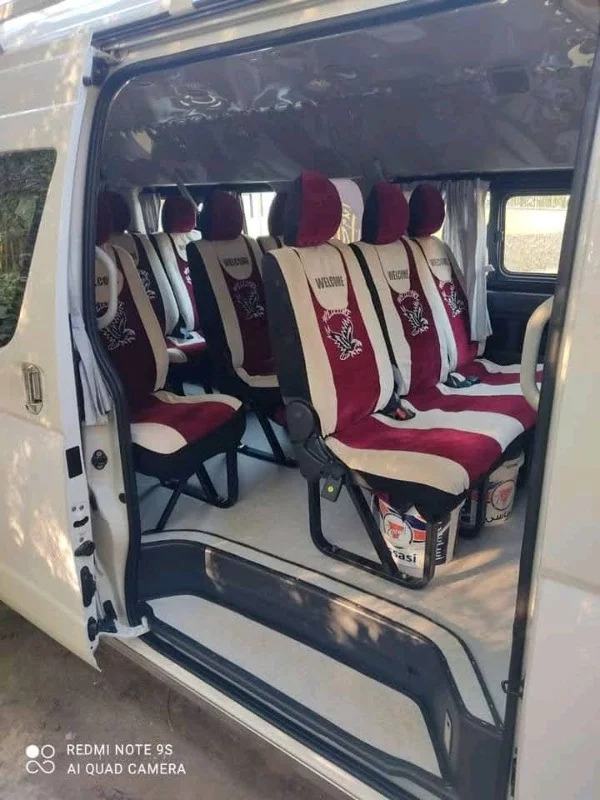Toyota Haice 2023 - Photo 2