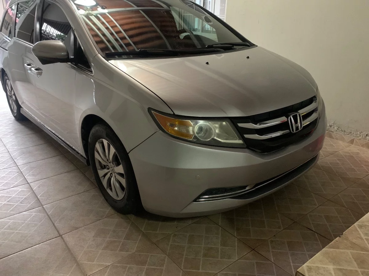 Honda odyssey 2014