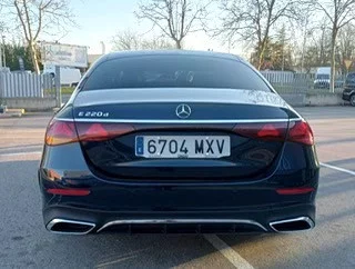 Mercedes-Benz E220 2025 - Photo 2