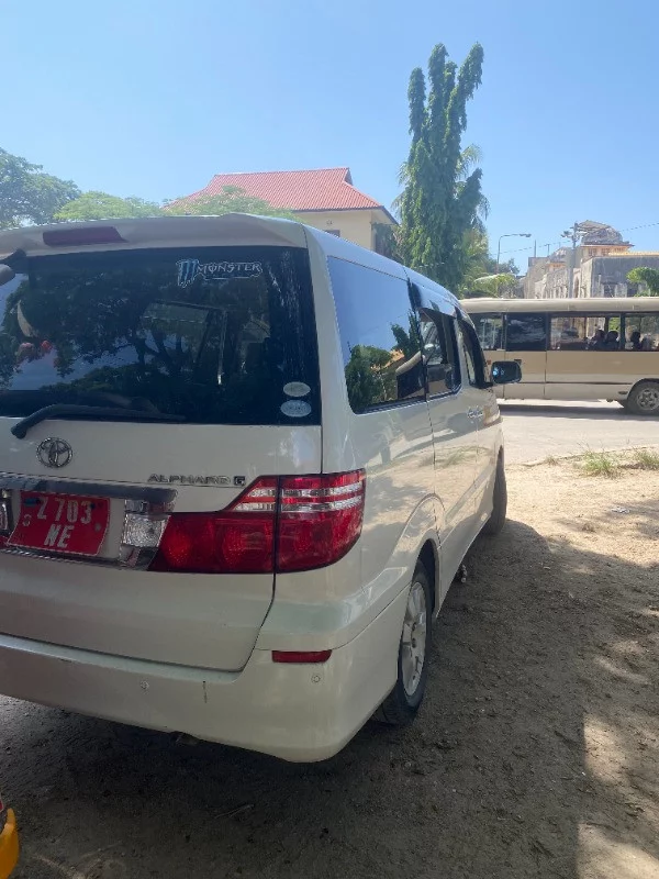 Toyota Alphard 2019 - Photo 2