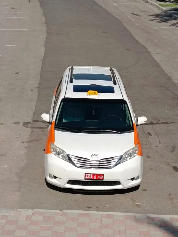 Toyota sieena 2014