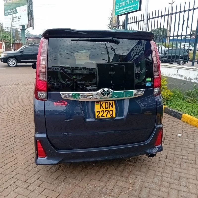 Toyota Noah 2020