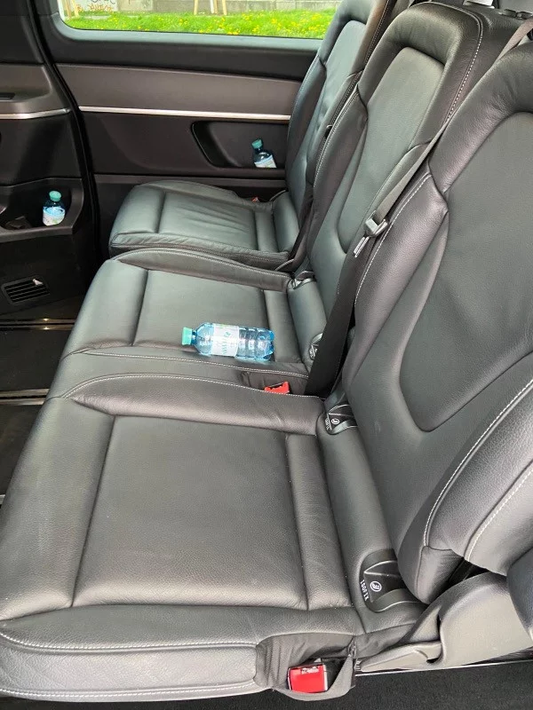 Mercedes-Benz V Class 2022 - Photo 3