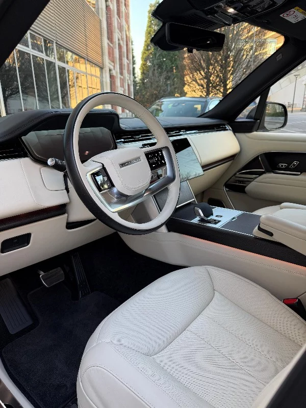 Land Rover Range Rover LWB Autobiography 2025 - Photo 2