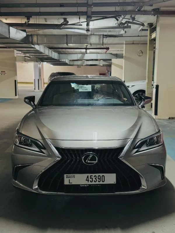 Lexus ES300h 2024