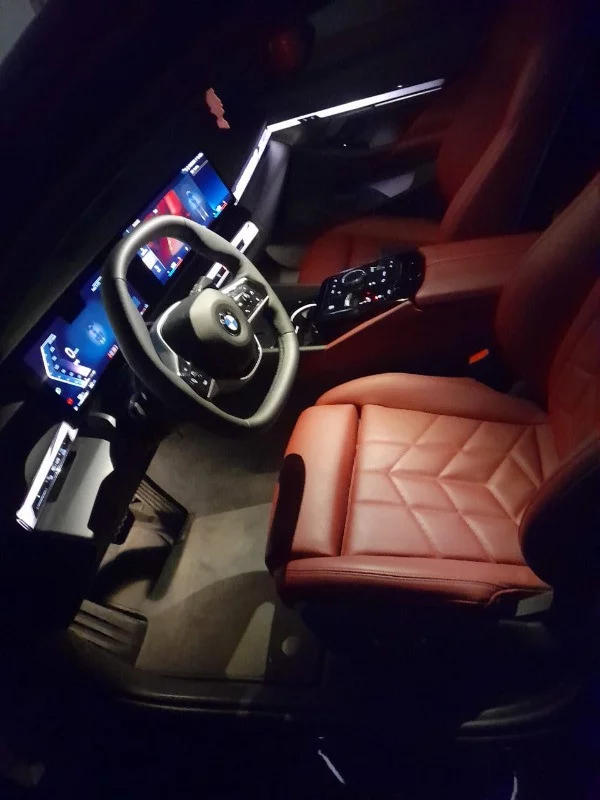 BMW 5 Series - 520 2024 - Photo 2