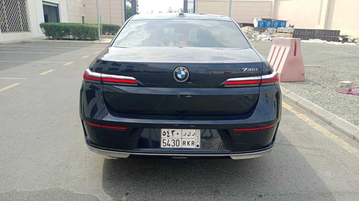 BMW 7 Series - 735 2024 - Photo 4
