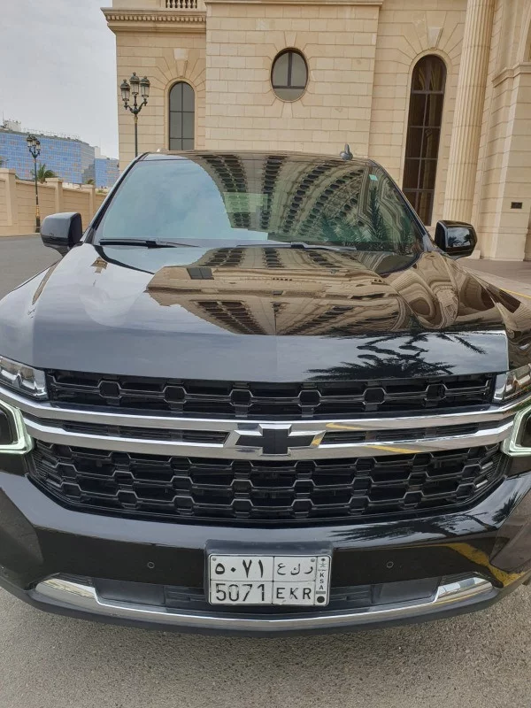 Chevrolet  Suburban 2024