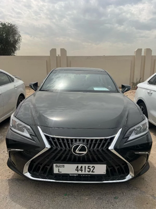 Lexus ES300h 2024