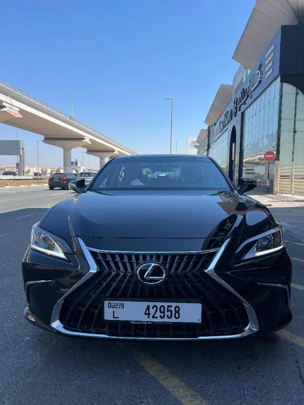 Lexus ES300h 2024