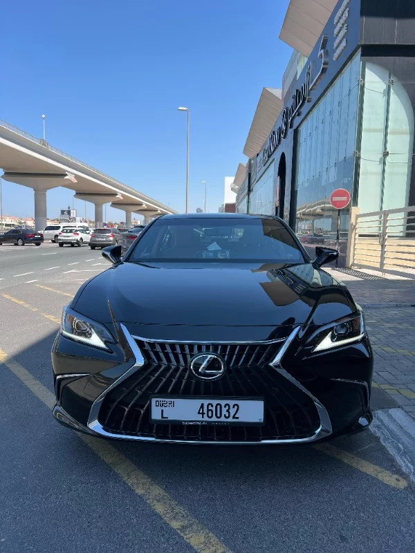 Lexus ES300h 2024